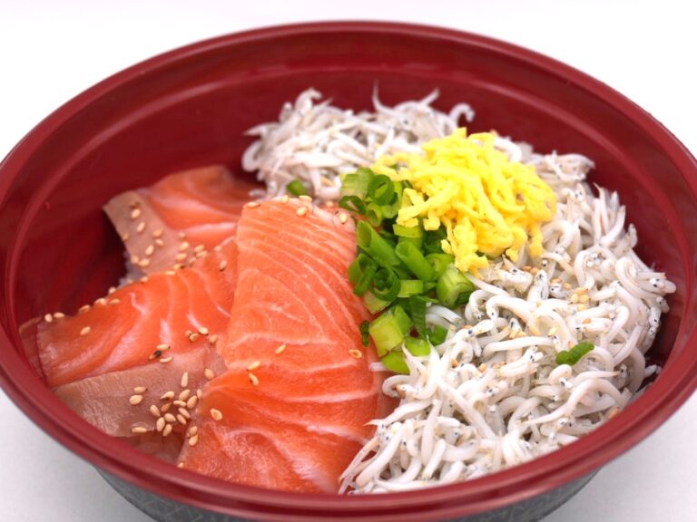 しらす×サーモン丼